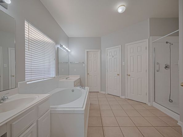 14723 Belterraza Drive, Houston TX 77083
