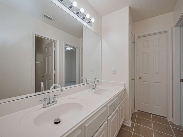 14723 Belterraza Drive, Houston TX 77083