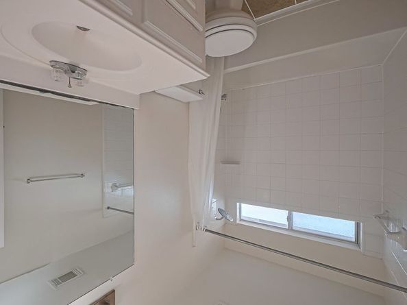 14723 Belterraza Drive, Houston TX 77083