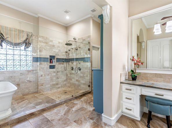 7502 Kings River Circle, Humble TX 77346