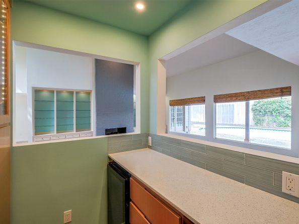 1319 E Brooklake Drive, Houston TX 77077