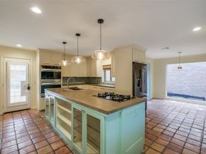 1319 E Brooklake Drive, Houston TX 77077