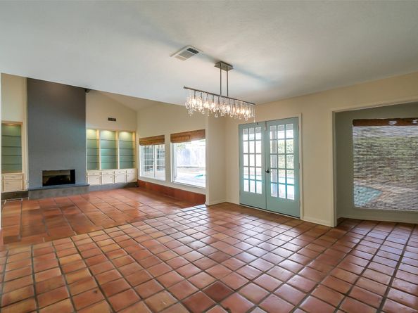 1319 E Brooklake Drive, Houston TX 77077