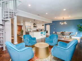 5902 Hummingbird Street, Houston TX 77096
