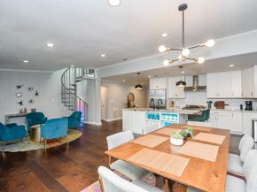 5902 Hummingbird Street, Houston TX 77096