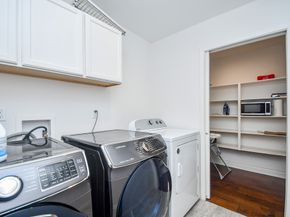 5902 Hummingbird Street, Houston TX 77096