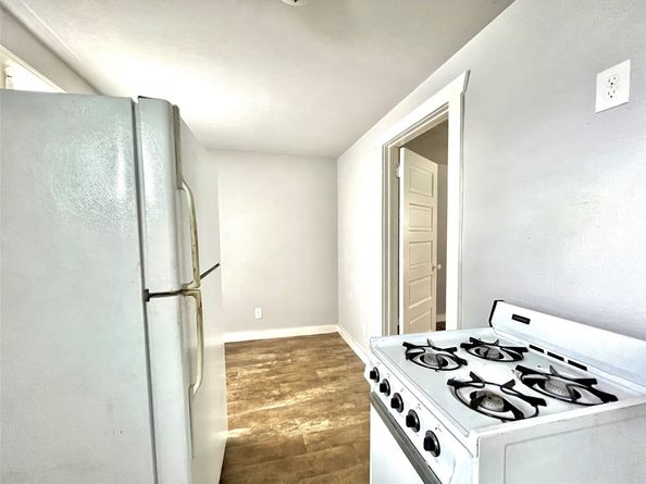 6823 Avenue E, Houston TX 77011