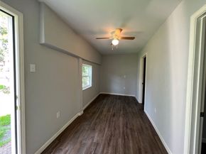 6823 Avenue E, Houston TX 77011