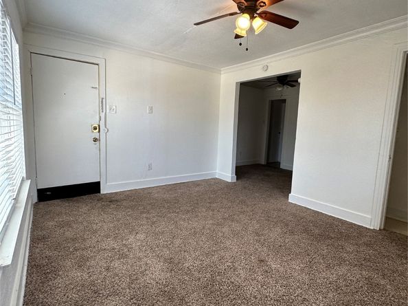 2711 Ruth Street, Houston TX 77004