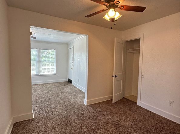 2711 Ruth Street, Houston TX 77004