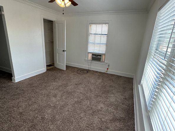 2711 Ruth Street, Houston TX 77004