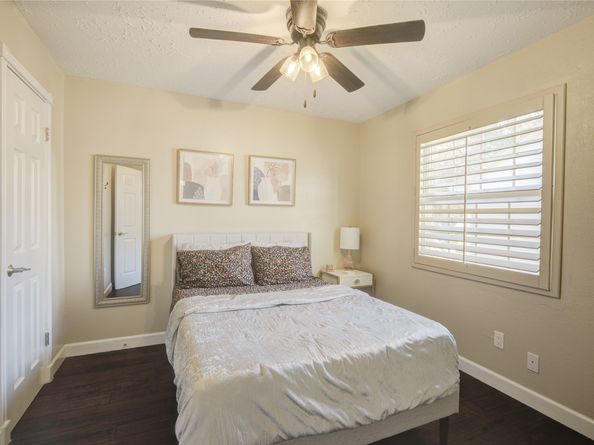 2027 Creek Valley Lane, Sugar Land TX 77478