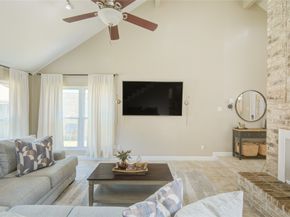 2027 Creek Valley Lane, Sugar Land TX 77478