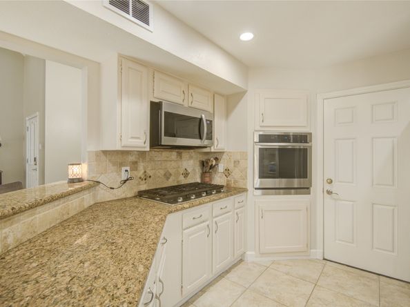 2027 Creek Valley Lane, Sugar Land TX 77478