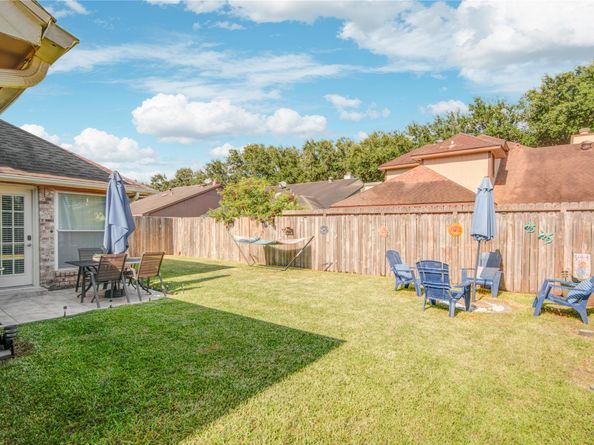 2027 Creek Valley Lane, Sugar Land TX 77478