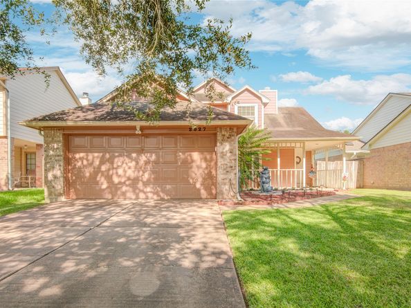 2027 Creek Valley Lane, Sugar Land TX 77478