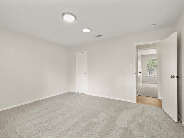 12 S Cypress Pine Drive, The Woodlands TX 77381