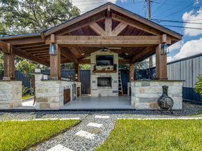 7953 Hammerly Boulevard, Houston TX 77055