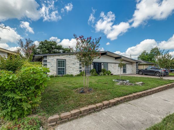 7953 Hammerly Boulevard, Houston TX 77055