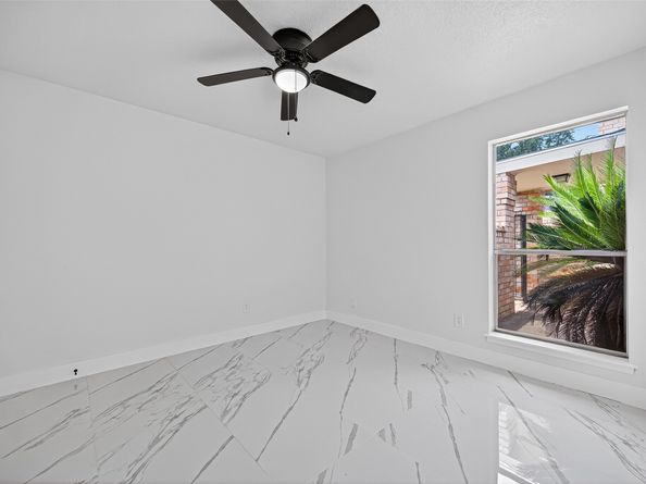 15934 Tumbling Rapids Drive, Houston TX 77084