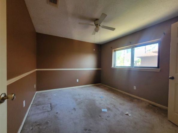 110 Shadow Wood Drive, Sugar Land TX 77498