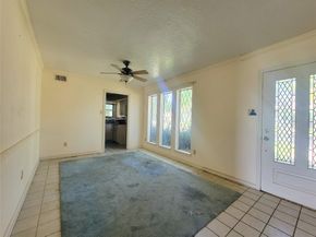 110 Shadow Wood Drive, Sugar Land TX 77498