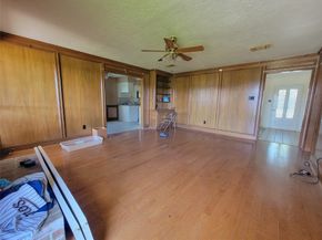 110 Shadow Wood Drive, Sugar Land TX 77498
