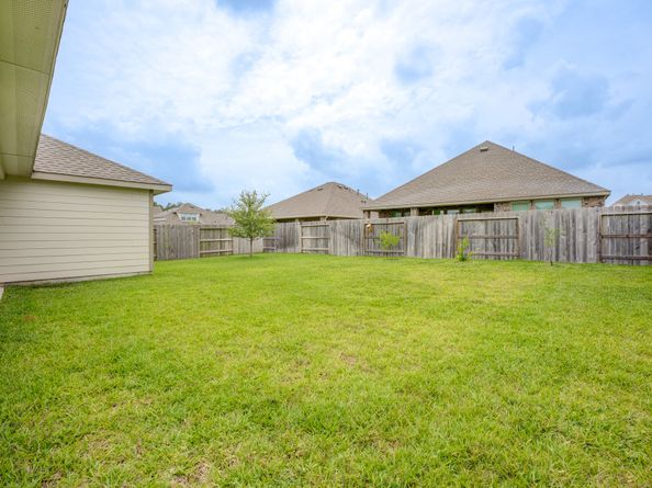 19122 Pegara Manor Drive, New Caney TX 77357