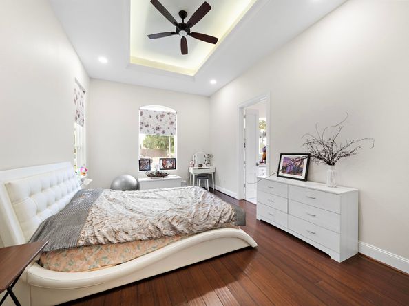 9761 Westview Drive, Houston TX 77055