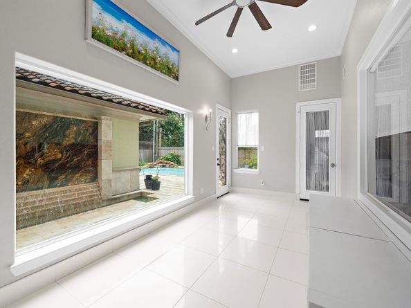 9761 Westview Drive, Houston TX 77055
