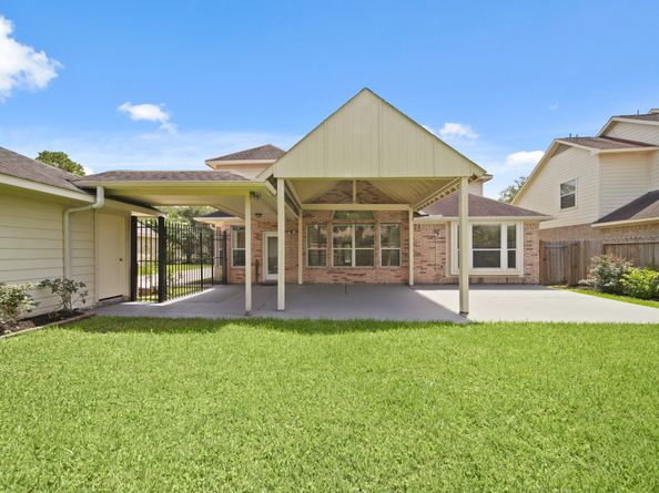 4802 N Pine Brook Way, Houston TX 77059