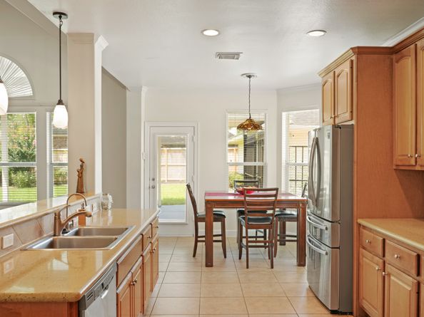 4802 N Pine Brook Way, Houston TX 77059