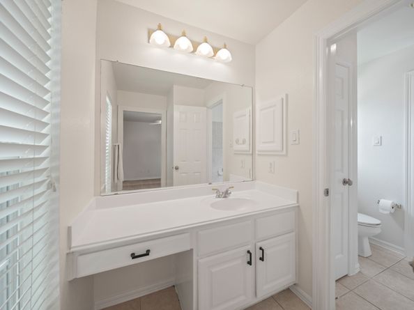 4802 N Pine Brook Way, Houston TX 77059
