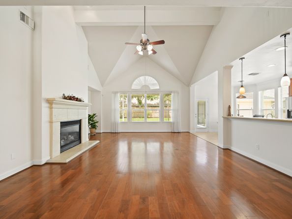 4802 N Pine Brook Way, Houston TX 77059