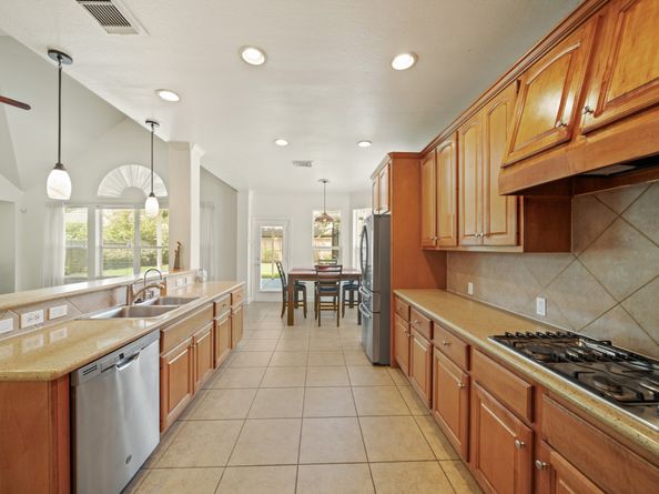 4802 N Pine Brook Way, Houston TX 77059