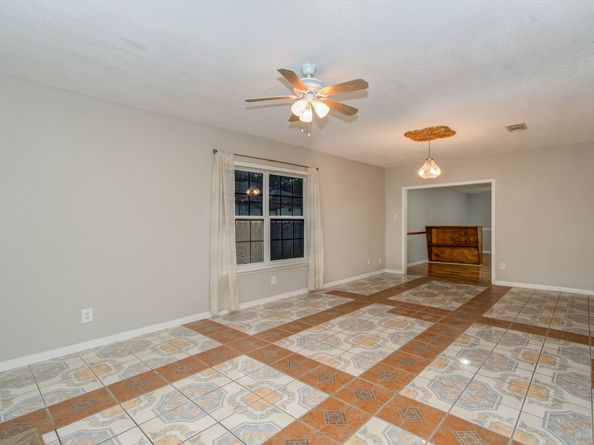 10131 Tangiers Road, Houston TX 77041