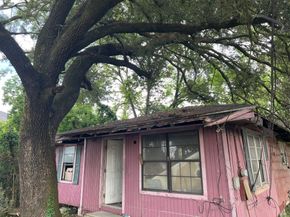 4814 Firnat Street, Houston TX 77016