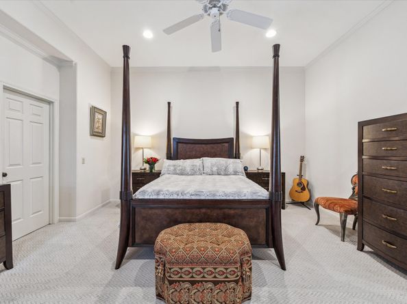 2207 Dunraven Lane, Houston TX 77019