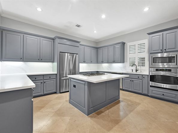 210 Breezy Way, The Woodlands TX 77380