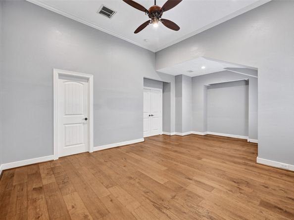 210 Breezy Way, The Woodlands TX 77380