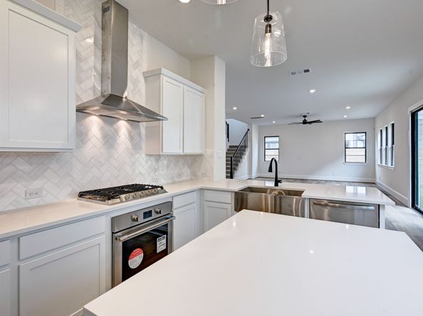 12008 Royal Oaks Banner Way, Houston TX 77082
