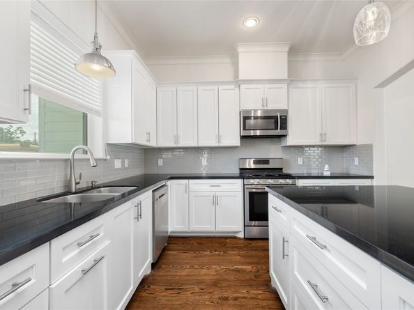 829 Wakefield Drive A, Houston TX 77018