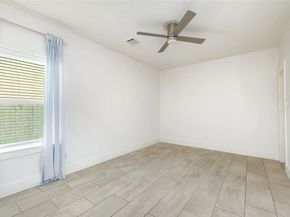 829 Wakefield Drive A, Houston TX 77018