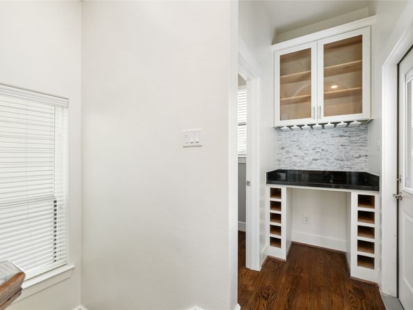 829 Wakefield Drive A, Houston TX 77018
