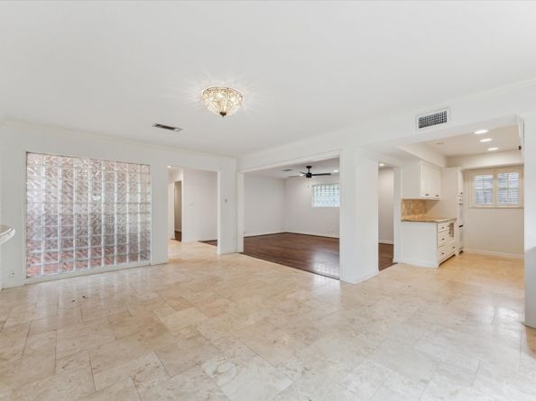 1402 Lehman Street, Houston TX 77018