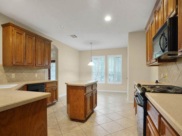 9602 Rivermoss Lane, Humble TX 77396