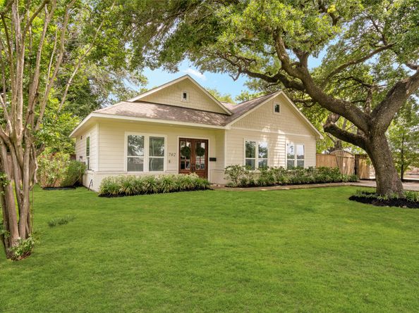 702 W 41st Street, Houston TX 77018