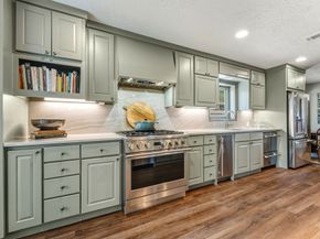 13810 Saint Marys Lane, Houston TX 77079