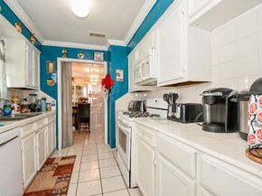 2923 W Greens Rd Road, Houston TX 77067