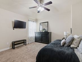 1737 Round Oak Lane, Conroe TX 77304